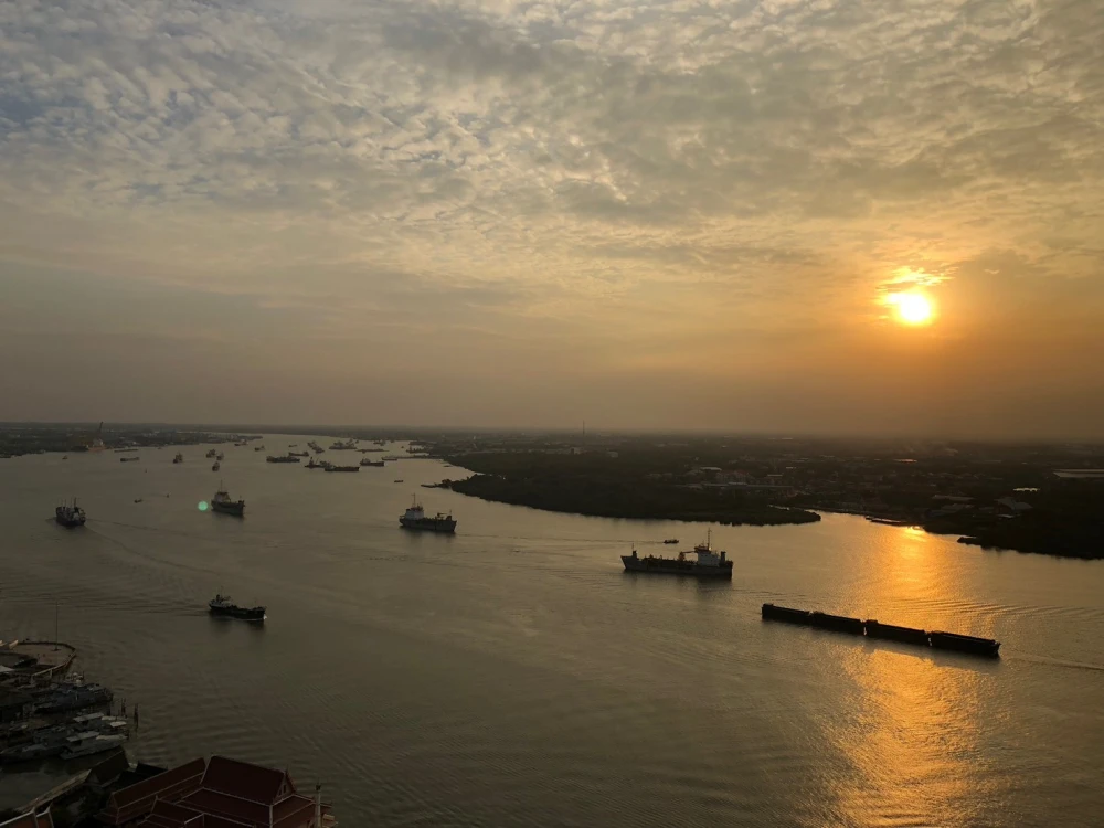 ขาย เช่า ไนท์บริดจ์ สกายริเวอร์ โอเชียน ชั้น 22 วิวโค้งแม่น้ำ วิวเมือง แต่งครบ รีบจองเลย ด่วนๆ