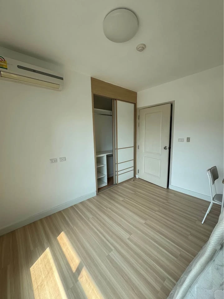 ขาย เช่า ไอคอนโด งามวงศ์วาน  1 ห้องนอน 1 ห้องน้ำ ชั้น 4 วิวสวน เฟอร์นิเจอร์ พร้อม build-in จองเลย อย่ารอช้า