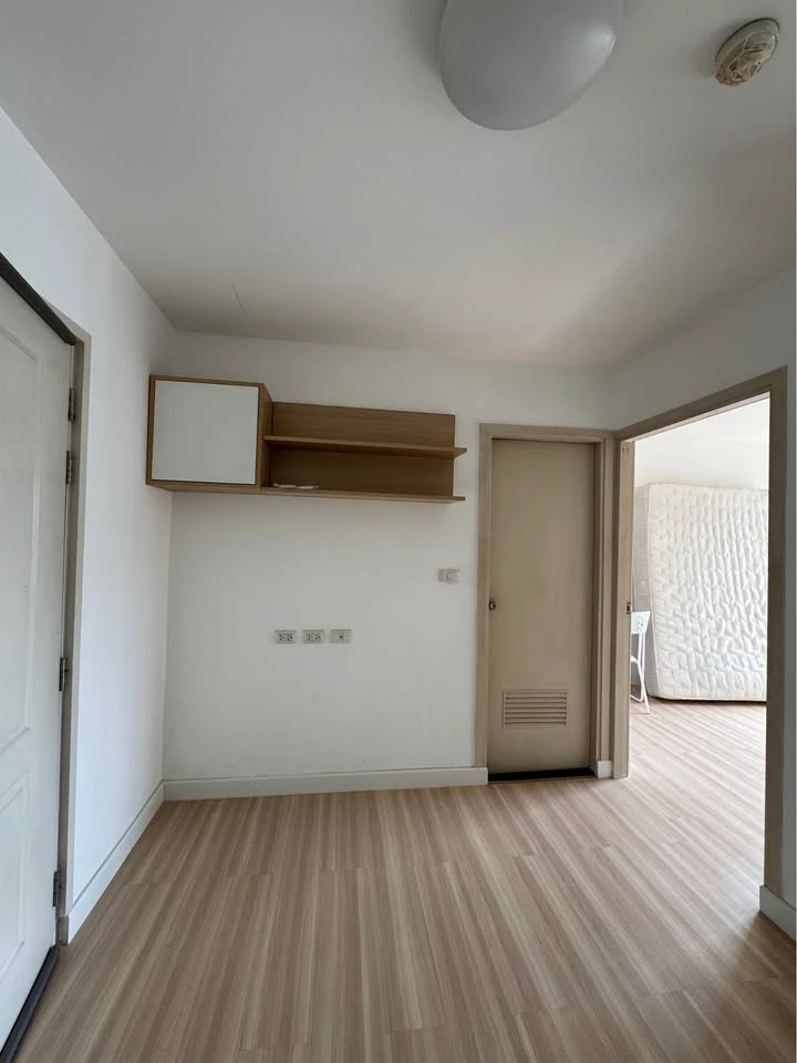 ขาย เช่า ไอคอนโด งามวงศ์วาน  1 ห้องนอน 1 ห้องน้ำ ชั้น 4 วิวสวน เฟอร์นิเจอร์ พร้อม build-in จองเลย อย่ารอช้า