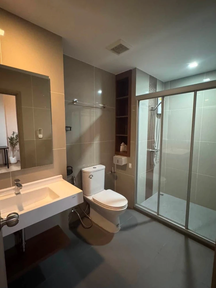ขาย เช่า Ideo New Rama 9 ห้องชั้น 9 บิวท์อินเฟอร์นิเจอร์อย่างดี ในทำเลดี รีบจองเลยจ้า
