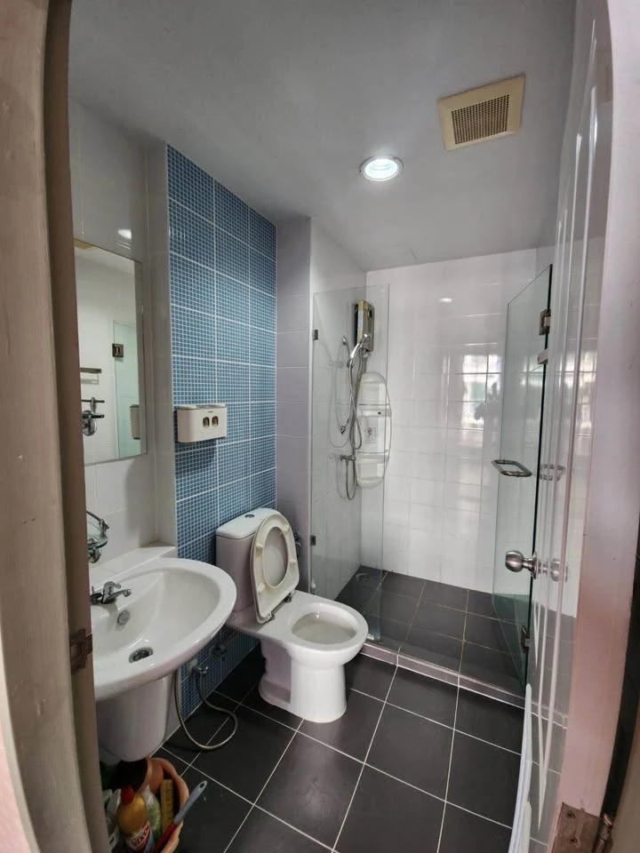 ขาย เดอะคิทท์ ติวานนท์ ห้องพร้อมอยู่ เฟอร์พร้อม จองเลย