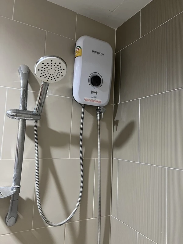 ขาย เดอะคิทท์ พลัส พหลโยธิน-คูคต เฟส 2 ตึก D เฟอร์ครบ เครื่องใช้ไฟฟ้าครบ ทำเลดี ใกล้ดอนเมือง รีบจองเลย