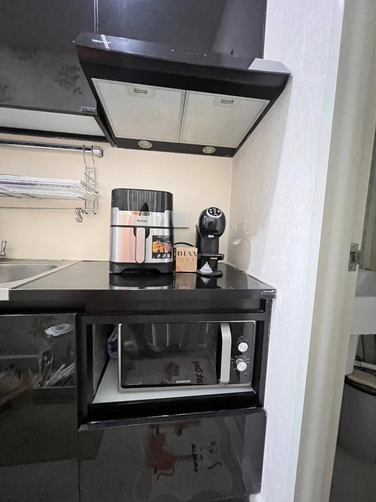 ขาย เดอะคิวบ์ ประชาอุทิศ อาคารบี ชั้น7 ฝั่งแมคโคร ติดถนนประชาอุทิศ พร้อมเฟอร์นิเจอร์ครบ มาแต่ตัวเข้าอยู่ได้เลย