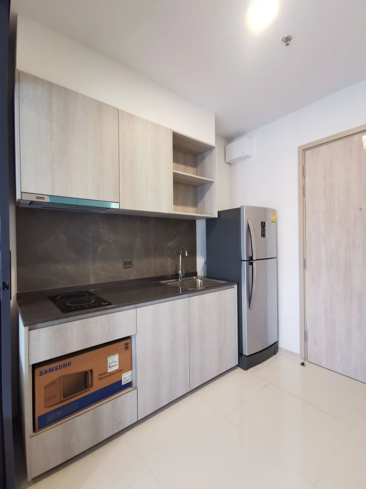 ขาย เดอะทรี พัฒนาการ - เอกมัย ตกแต่งบิวท์อินอย่าดี พร้อมเฟอร์นิเจอร์ครบครัน มาแต่ตัวเข้าอยู่ได้เลย