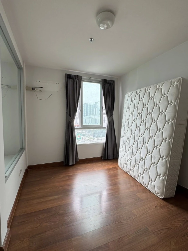 ขาย เดอะ พาร์คแลนด์ รัชดา-ท่าพระ พื้นที่ห้องใหญ่มาก อยู่สบายไม่อึดอัด เดินทางสะดวกสบายมาก น่าจองสุดๆ