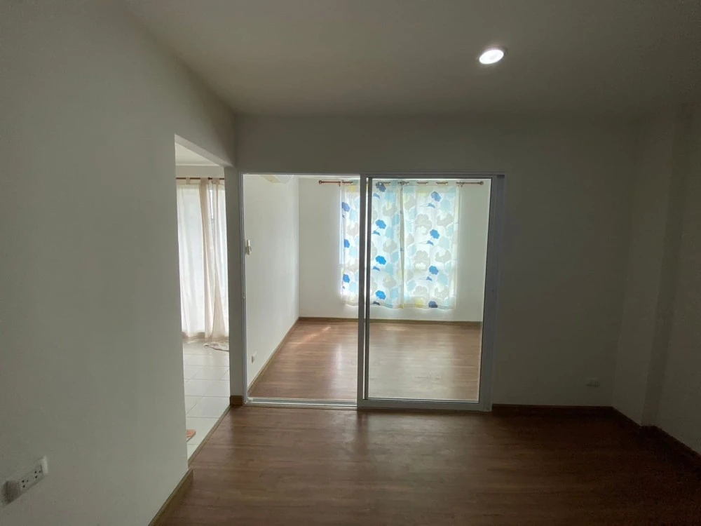 ขาย เดอะ เบลล่า คอนโด พระราม 2 ชั้น 5 วิวสระว่ายน้ำ ห้องเปล่า โปร่ง โล่ง น่าอยู่ จองเลย ด่วนๆ