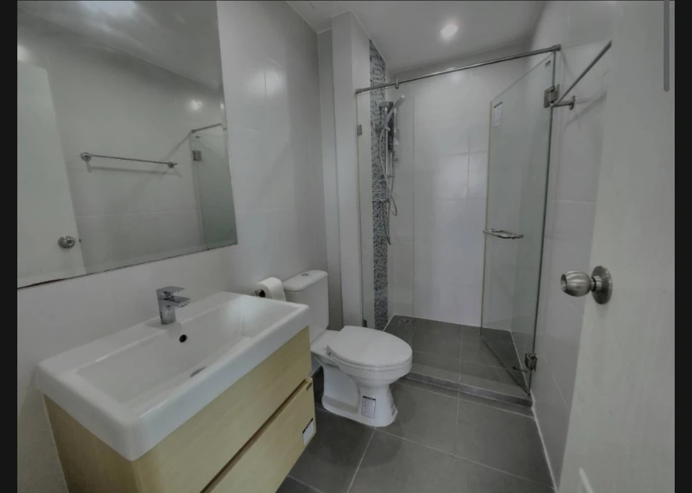 ขาย เมโทร สกาย ประชาชื่น ดีไซน์ทันสมัย ​​ระเบียงระบายอากาศดีเยี่ยม ได้วิวเมืองเริ่ดๆ จองเลยอย่าลังเล