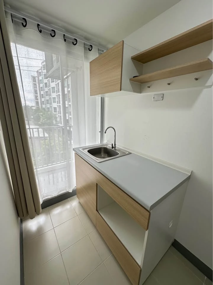 ขาย เสนาคิทท์ เอ็มอาร์ที-บางแค ชั้น 3 ไม่สูงมาก พร้อมเฟอร์นิเจอร์ครบ พร้อมเข้าอยู่