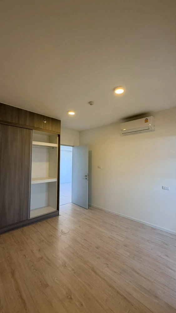 ขาย เอ สเปซ 1 เมกะบางนา  ห้องกว้างขวางอยู่สบาย ชั้นสูงลมดี ห้องทิศเหนือ จองเลย