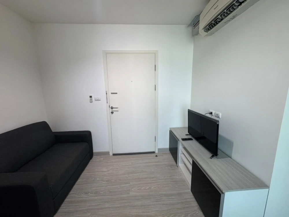 ขาย แอสปาย งามวงศ์วาน ห้องอยู่ใกล้ทางหนีไฟ และลิฟต์ อยู่ติดห้องมุม ห้องเป็นวิวฝั่ง ม. เกษตร รับแดดเช้า รีบจองเลย