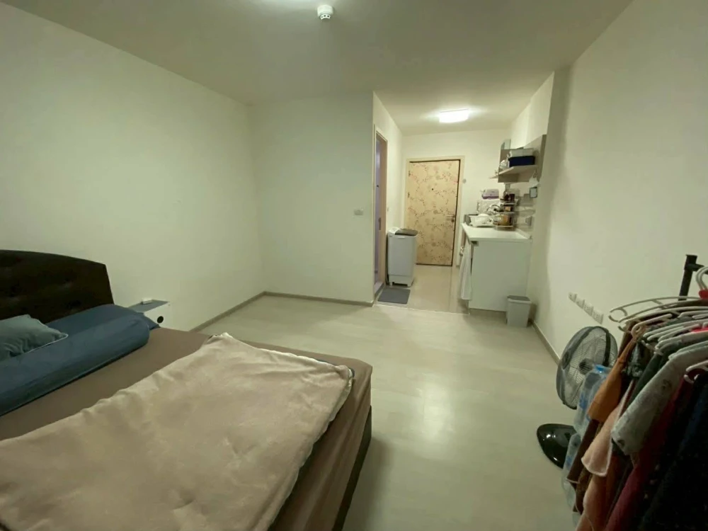 ขาย แอสปาย ลาดพร้าว 113 อาคาร 2 ชั้น 2 ให้เฟอร์นิเจอร์ทั้งหมด ต้องจัดแล้ว