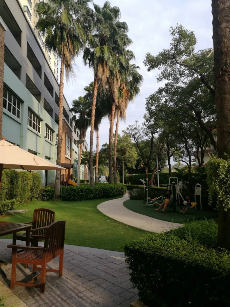 ขาย โครงการลุมพินี เพลส นราธิวาส – เจ้าพระยา ชั้น 18 วิวเมืองและโค้งแม่น้ำเจ้าพระยา  ตกแต่งพร้อมเข้าอยู่