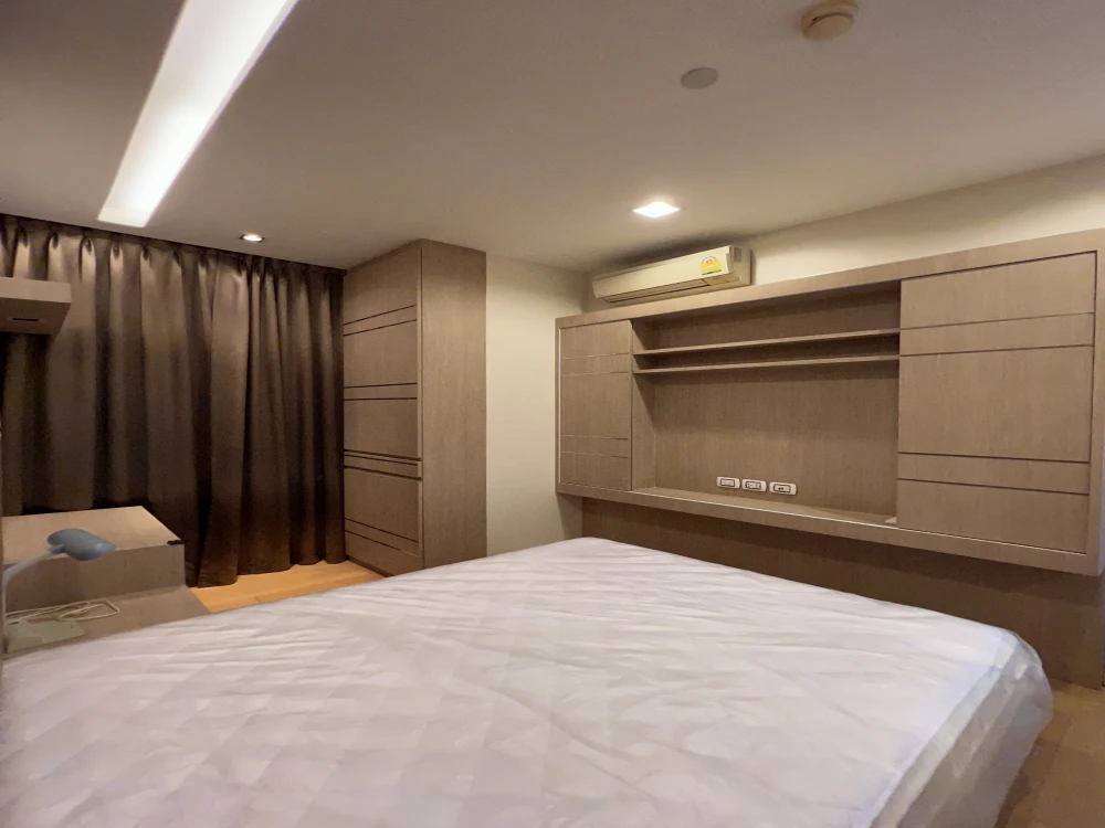 ขาย ให้เช่าด่วน!! คอนโด อีควิน็อกซ์ พหล-วิภา ห้องเลขที่ 345/381 ห้องสภาพดี ตกแต่งพร้อมอยู่ ห้ามพลาด!!