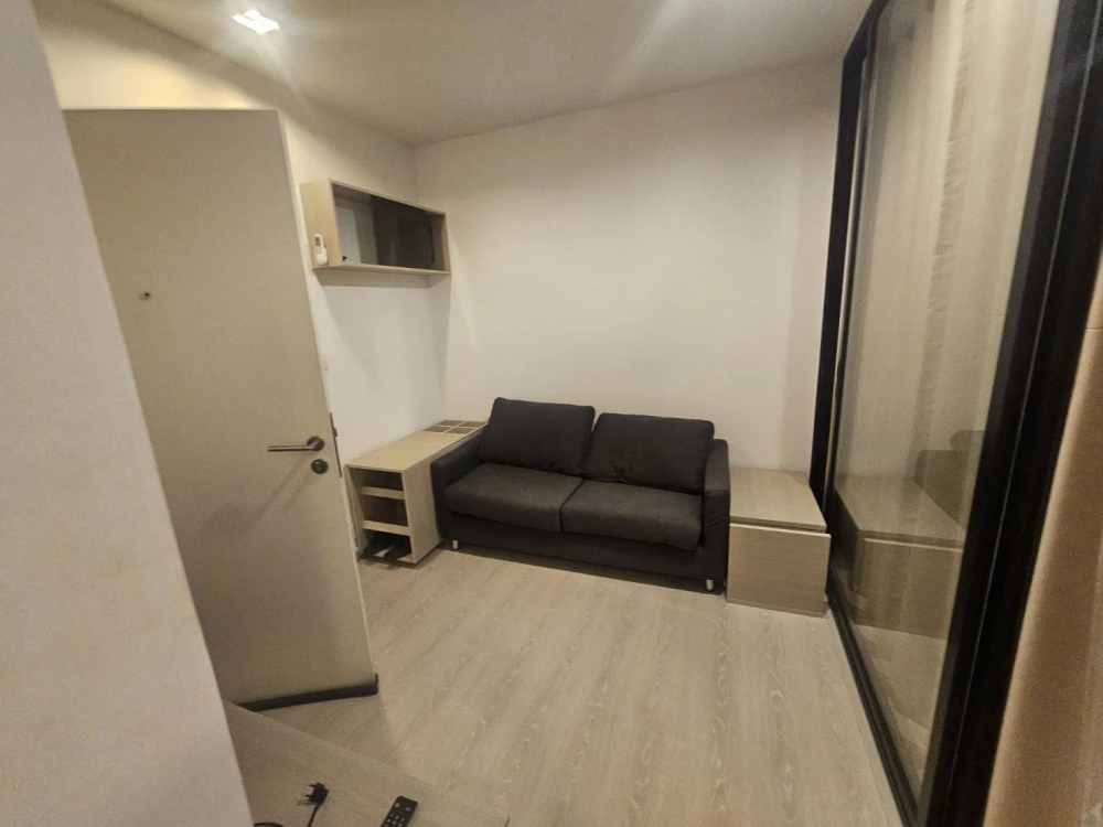 ขาย ให้เช่า คอนโด สกายไลน์ รัตนาธิเบศร์ ชั้นสูง ทิศตะวันออก เฟอร์นิเจอร์ครบ อย่ารอช้า