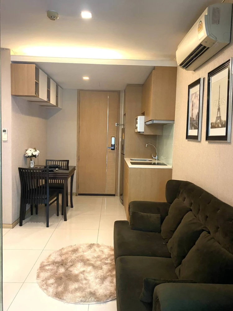 ขาย ให้เช่า คอนโด โซซิโอ ร่วมฤดี ห้องสวย มีเฟอร์นิเจอร์ครบครัน อย่ารอช้า ย้ายเลย