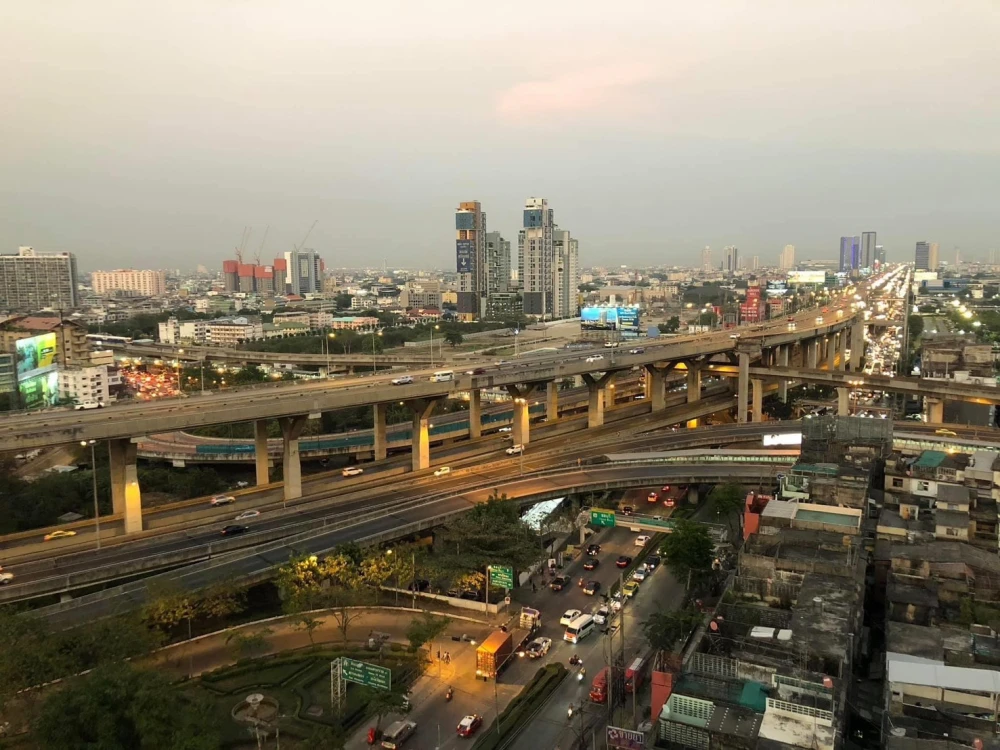 ขาย ให้เช่า ด่วน!! คอนโด ไอดีโอ โอทู วิวเมือง เครื่องใช้ไฟฟ้าครบครัน ใกล้ห้างสรรพสินค้า ห้องมุม