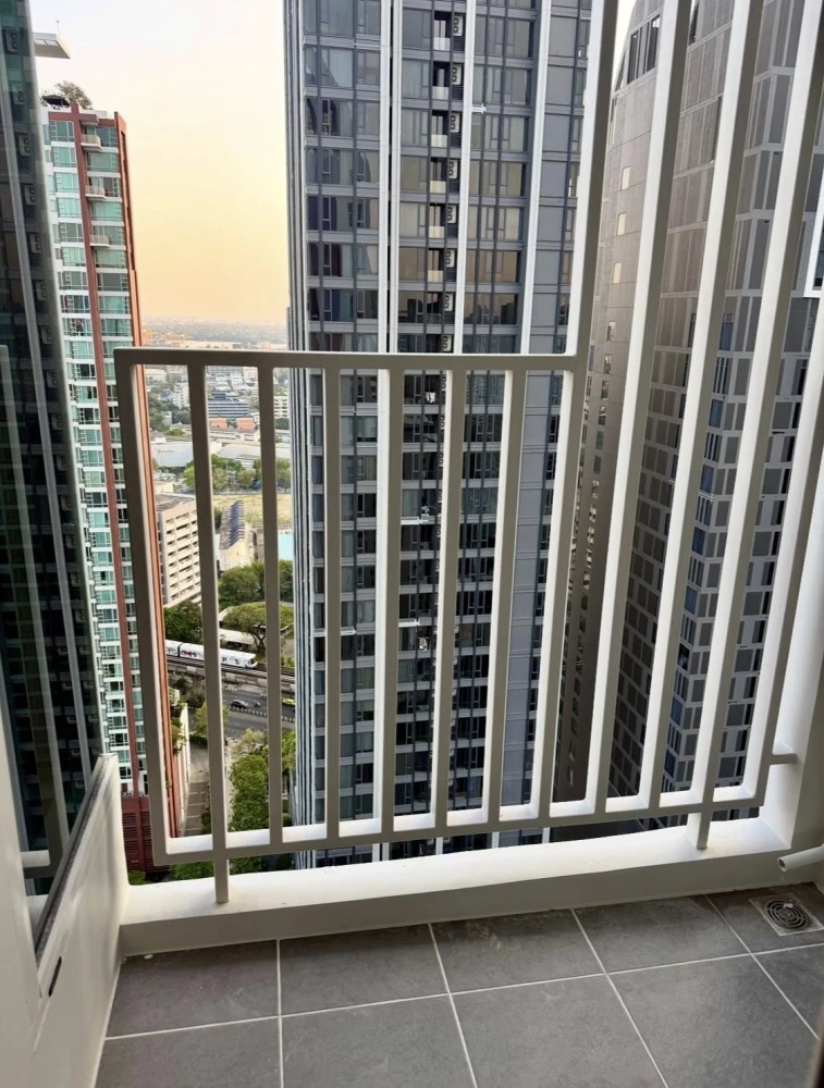 ขาย ให้เช่า ด่วน!! คัลเจอร์ ทองหล่อ ชั้น 28 ห้องสวยมาก น่าอยู่สุดๆราคาดี ห้ามพลาด!!