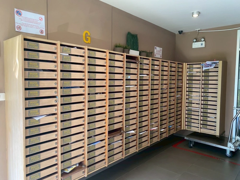 ขาย ให้เช่า  ยู รัชโยธิน (พหลโยธิน 32) ชั้น 8 ห้องมุม เงียบสงบ วิวสระว่ายน้ำ บอกเลยว่า น่าอยู่สุดๆ