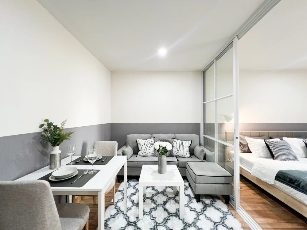 ขาย ให้เช่า รีเจ้นท์ โฮม 12 ลาดพร้าว 41 ห้องอยู่ชั้น 6 ติดลิฟต์+บันไดหนีไฟ+ห้องทิ้งขยะ ลมเย็นมาก ไม่เปิดแอร์ก็เย็นในวันที่ร้อนจัด ประหยัดไฟไปได้เยอะ