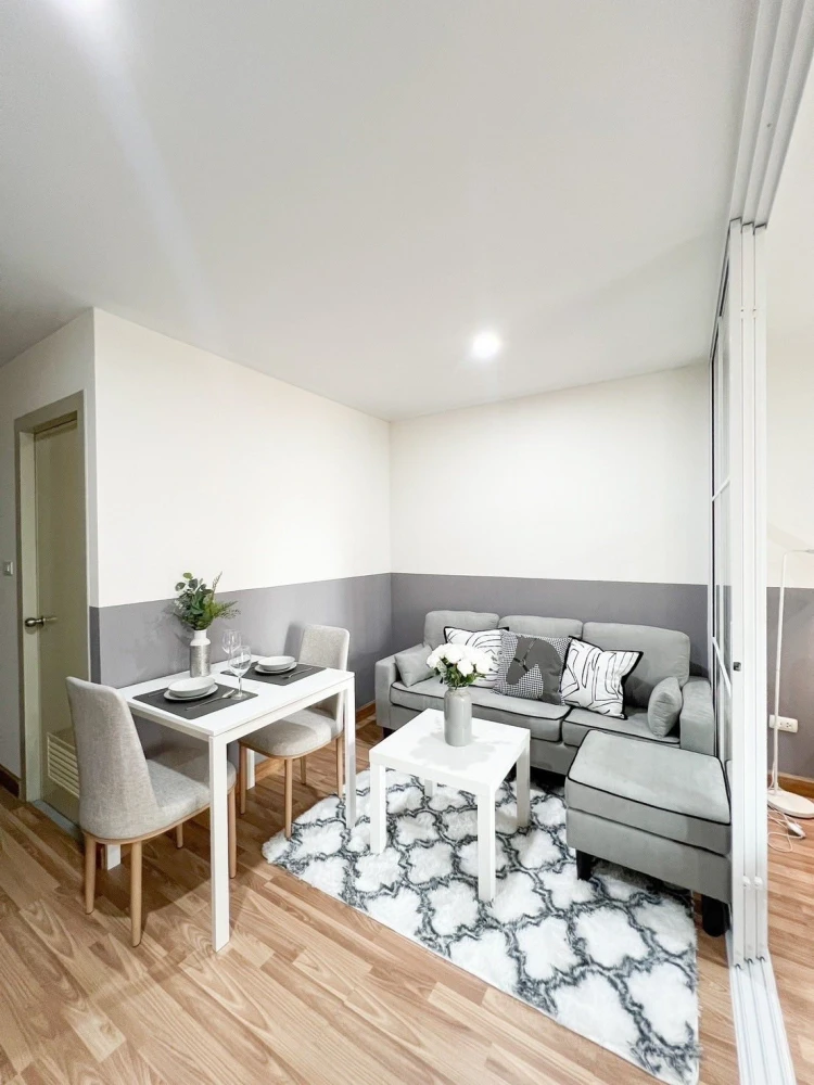 ขาย ให้เช่า รีเจ้นท์ โฮม 12 ลาดพร้าว 41 ห้องอยู่ชั้น 6 ติดลิฟต์+บันไดหนีไฟ+ห้องทิ้งขยะ ลมเย็นมาก ไม่เปิดแอร์ก็เย็นในวันที่ร้อนจัด ประหยัดไฟไปได้เยอะ