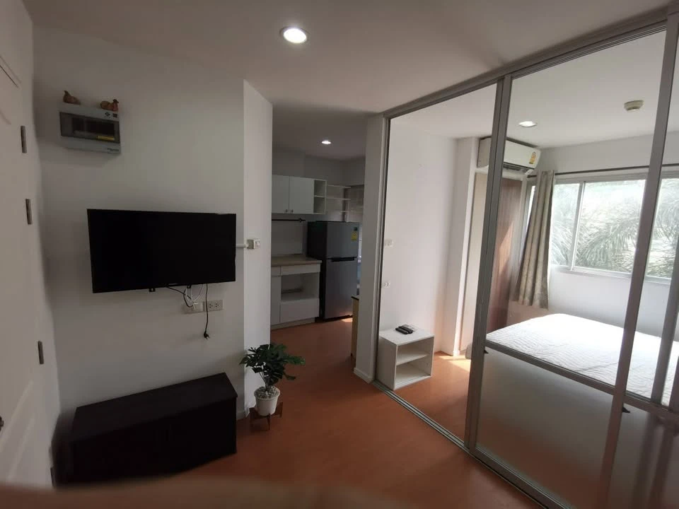 ขาย ให้เช่า ลุมพินี คอนโดทาวน์ นิด้า-เสรีไทย ตกแต่งพร้อมอยู่ มีเครื่องใช้ไฟฟ้า และเครื่องซักผ้า จองด่วนๆ