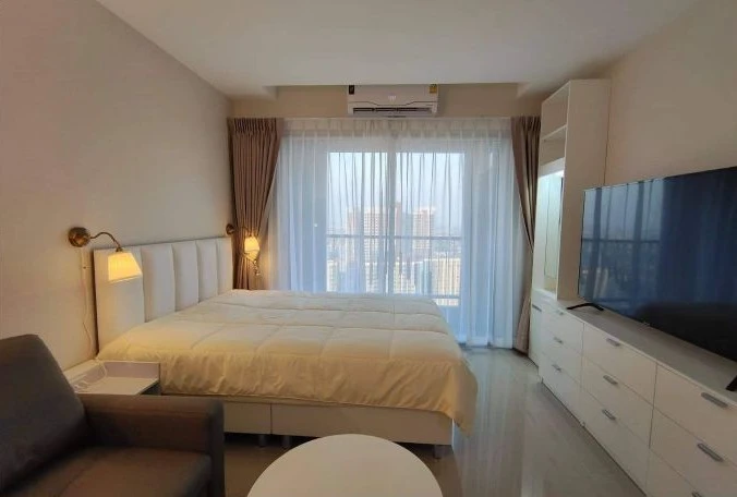 ขาย ให้เช่า อัสสกาญจน์เพลส ศรีนครินทร์ ชั้น35 วิวเมืองฝั่ง ถ.พัฒนาการ พร้อมเฟอร์ครบเซต ห้ามพลาด