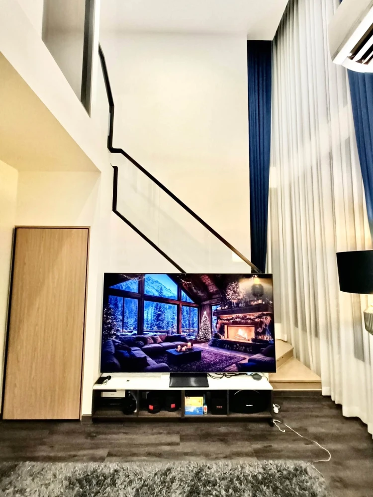 ขาย ให้เช่า เซ็นทริค รัชโยธิน วิวสวนโครงการและรถไฟฟ้า ห้อง duplex เพดานสูง 6.2 เมตร ห้องสวย ต้องจอง