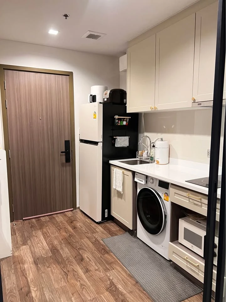 ขาย ให้เช่า ไลฟ์ ลาดพร้าว วัลเล่ย์  Built-in จัดเต็ม มีตู้เก็บของ เก็บของได้เยอะ มีเครื่องใช้ไฟฟ้าให้ครบ