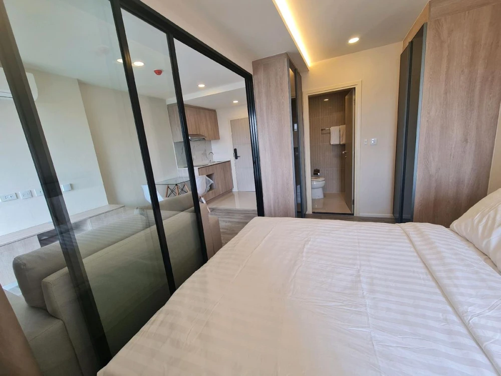 ขาย ให้เช่า!! ไอคอน สุขุมวิท 77 ชั้น 4 ตึก B วิวสระว่ายน้ำ ห้องสวย ทำเลดี เดินทางสะดวก ห้ามพลาด!!
