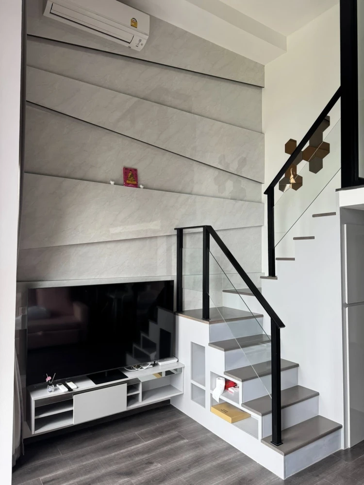 ขาย ให้เช่า : Knightsbridge Space Rathchayothin 1 ห้องนอน Plus แบบ DUO ห้องกระจกสูงใหญ่ ดูวิวได้แบบเต็มตา มาจองเลย