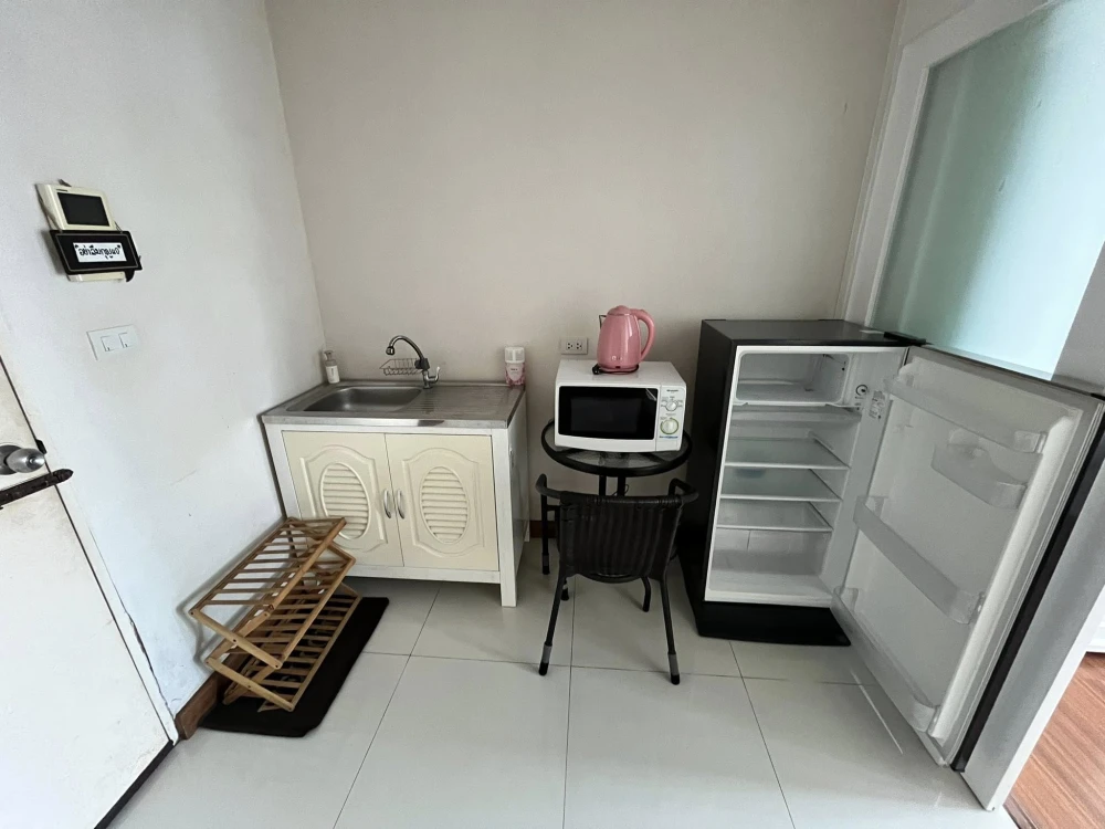 ขาย ให้เช่า Airlink Residences Romklao ห้องสตูดิโอ มาพร้อมเฟอร์นิเจอร์อย่างดี พลาดแล้วจะเสียใจ