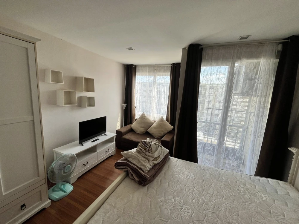 ขาย ให้เช่า Airlink Residences Romklao ห้องสตูดิโอ มาพร้อมเฟอร์นิเจอร์อย่างดี พลาดแล้วจะเสียใจ