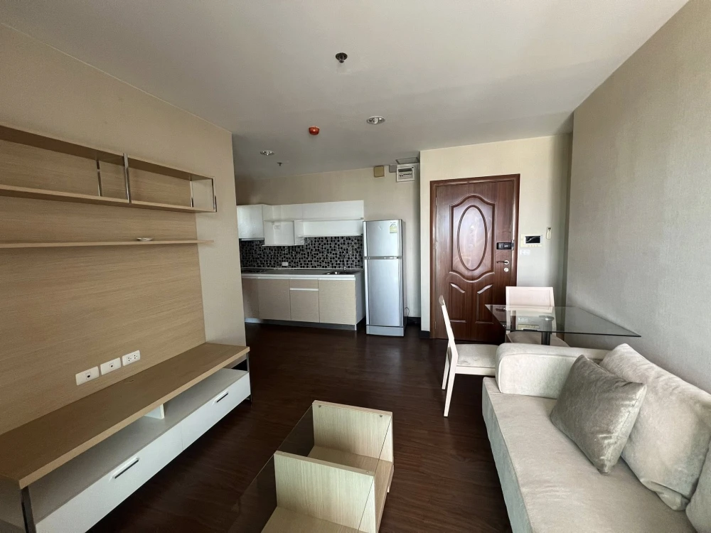 ขาย ให้เช่า Akesin Place 1 ห้องนอน 1 ห้องน้ำ มาพร้อมเฟอร์นิเจอร์และเครื่องใช้ไฟฟ้าครบครัน ห้ามพลาด