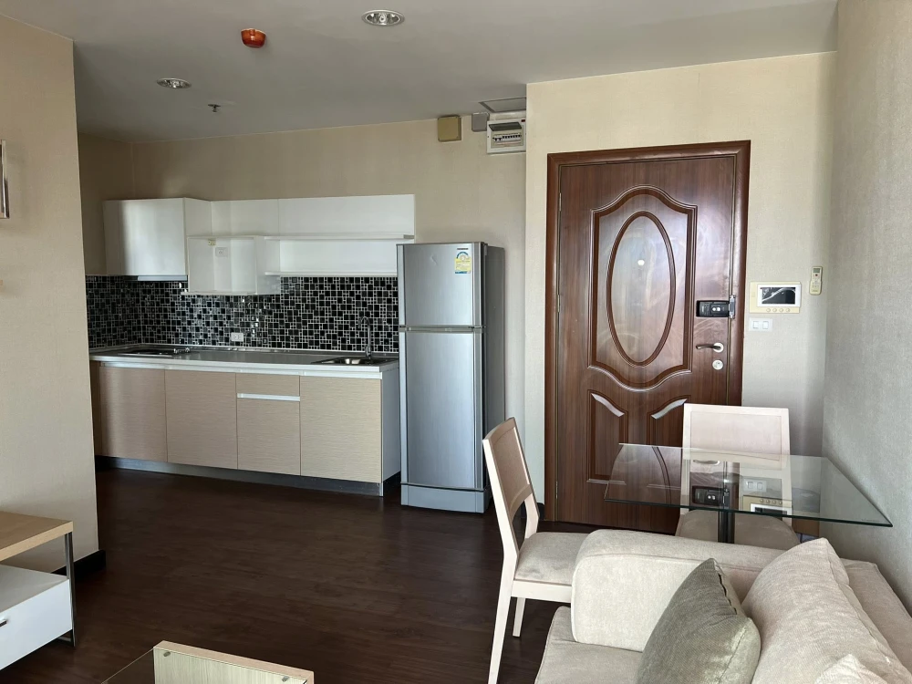 ขาย ให้เช่า Akesin Place 1 ห้องนอน 1 ห้องน้ำ มาพร้อมเฟอร์นิเจอร์และเครื่องใช้ไฟฟ้าครบครัน ห้ามพลาด