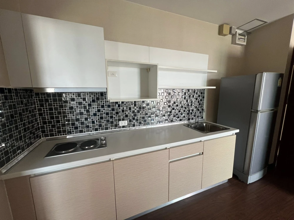 ขาย ให้เช่า Akesin Place 1 ห้องนอน 1 ห้องน้ำ มาพร้อมเฟอร์นิเจอร์และเครื่องใช้ไฟฟ้าครบครัน ห้ามพลาด