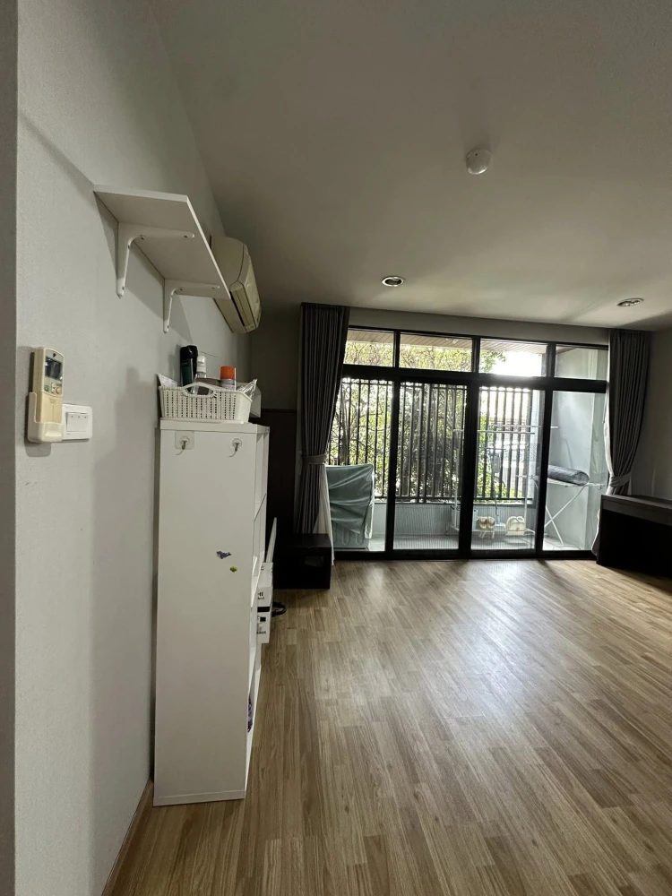 ขาย ให้เช่า Baan Navatara ห้องน่าอยู่ ทำเลดี มาพร้อมเฟอร์นิเจอร์และเครื่องใช้ไฟฟ้าครบครัน จองเลย