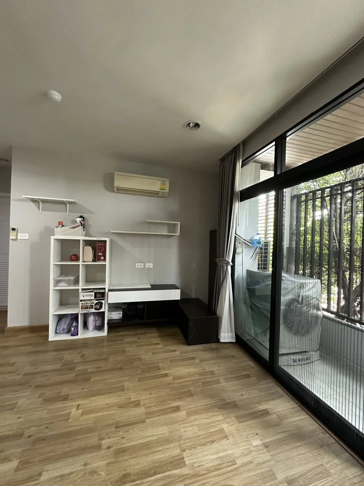 ขาย ให้เช่า Baan Navatara ห้องน่าอยู่ ทำเลดี มาพร้อมเฟอร์นิเจอร์และเครื่องใช้ไฟฟ้าครบครัน จองเลย