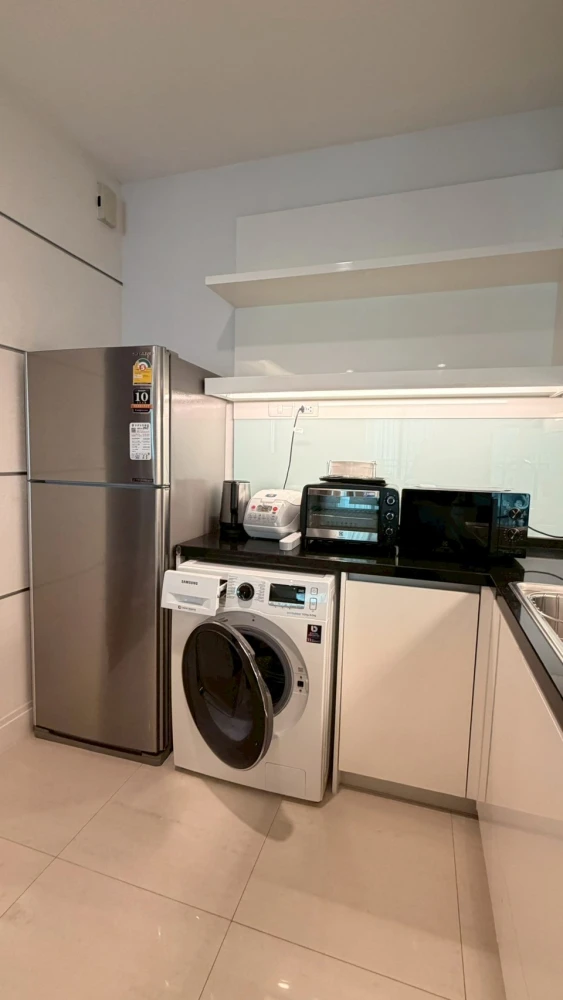 ขาย ให้เช่า Bright Sukhumvit 24 1 ห้องนอน 1 ห้องน้ำ พื้นที่ใช้สอยเยอะ เฟอร์ครบ จองเลย