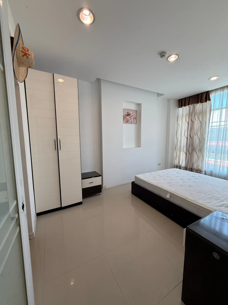 ขาย ให้เช่า CC Condominium 1 1 ห้องนอน 1 ห้องน้ำ มาพร้อมเฟอร์และเครื่องใช้ไฟฟ้าครบครัน จองเลยตอนนี้