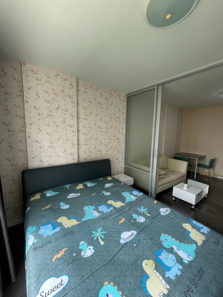 ขาย ให้เช่า D condo Campus Resort Bangsean 1 ห้องนอน 1 ห้องน้ำ ติดวอลเปเปอร์ออย่างดี เฟอร์ครบครัน จองเลย