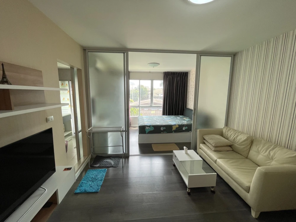 ขาย ให้เช่า D condo Campus Resort Bangsean 1 ห้องนอน 1 ห้องน้ำ ติดวอลเปเปอร์ออย่างดี เฟอร์ครบครัน จองเลย