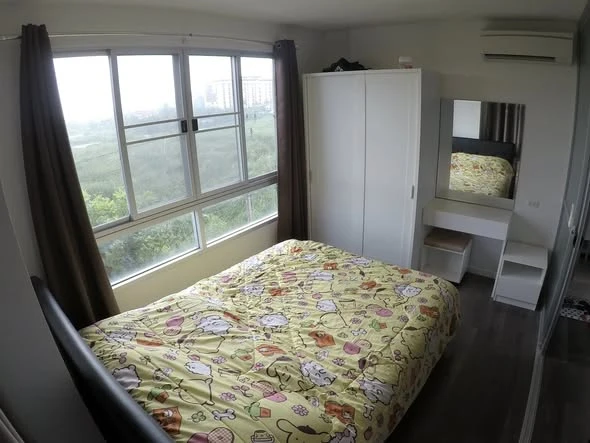 ขาย ให้เช่า dcondo Campus Resort Rangsit ห้องมุมให้ความเป็นส่วนตัว มาพร้อมเฟอร์ครบครัน รีบจองเลยตอนนี้จ้า