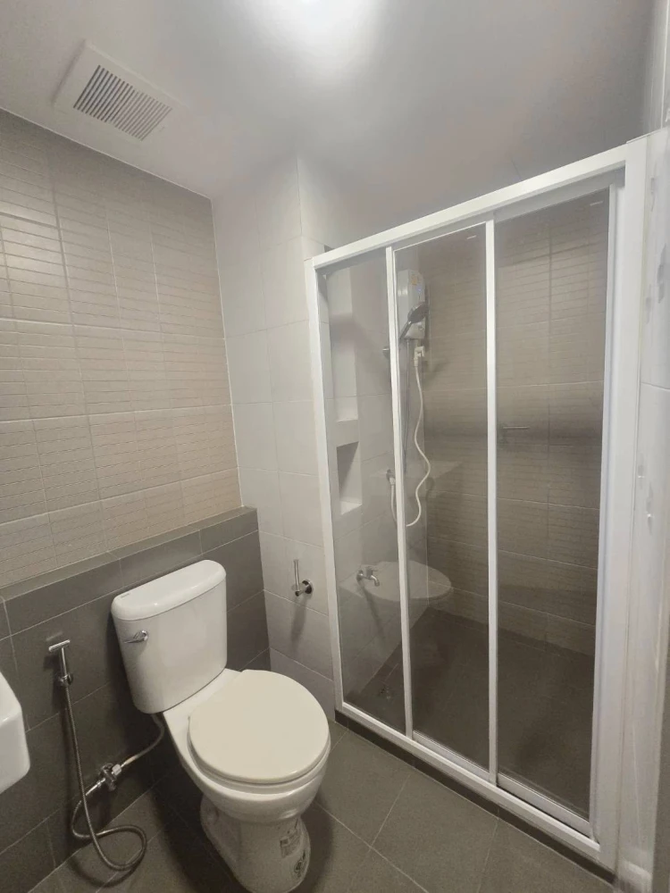 ขาย ให้เช่า dcondo Hideaway Rangsit ห้องบรรยากาศดี พร้อมอยู่ เฟอร์นิเจอร์และเครื่องใช้ไฟฟ้าครบ จองเลย