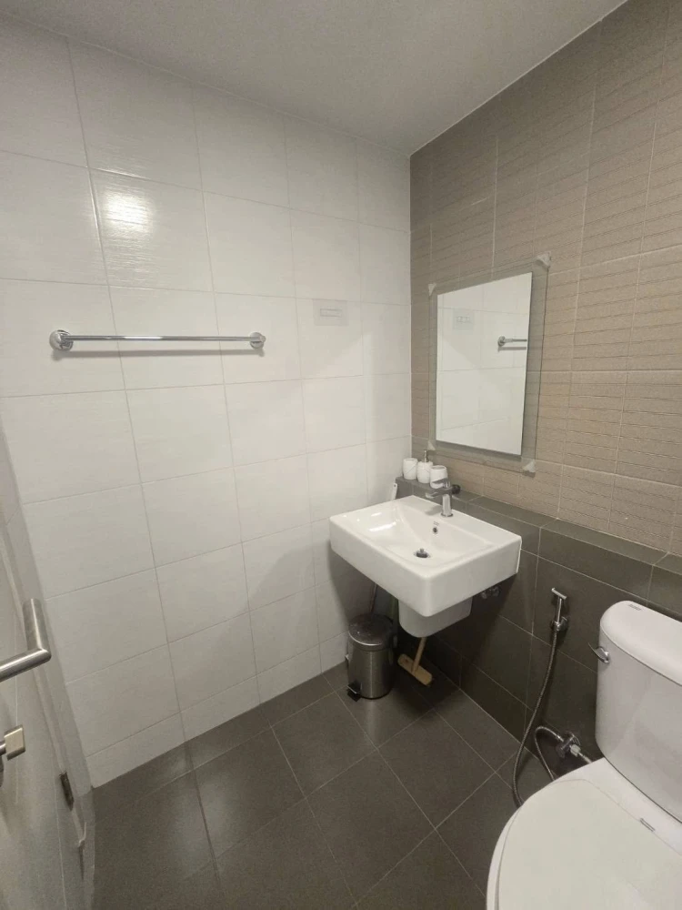 ขาย ให้เช่า dcondo Hideaway Rangsit ห้องบรรยากาศดี พร้อมอยู่ เฟอร์นิเจอร์และเครื่องใช้ไฟฟ้าครบ จองเลย