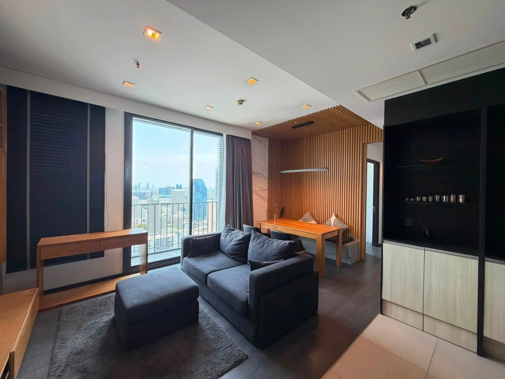 ขาย ให้เช่า Edge By Sansiri (Sukhumvit 23) 2 ห้องนอน บิวท์อินเฟอร์นิเจอร์อย่างดี รีบจองเลย