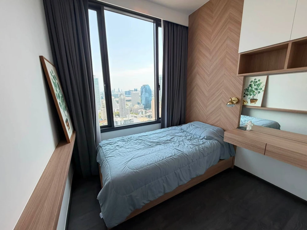 ขาย ให้เช่า Edge By Sansiri (Sukhumvit 23) 2 ห้องนอน บิวท์อินเฟอร์นิเจอร์อย่างดี รีบจองเลย