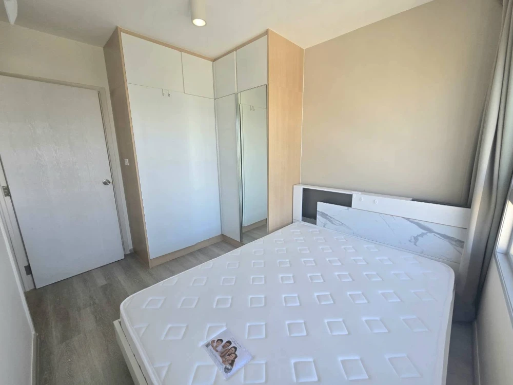 ขาย ให้เช่า ELIO SATHORN-WUTTHAKAT แบบ 1 BED PLUS ห้องมุม ติดบันไดหนีไฟ ครัวปิดติดระเบียง ต้องจองแล้ว