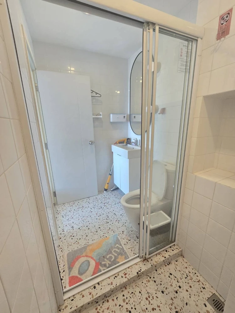 ขาย ให้เช่า ELIO SATHORN-WUTTHAKAT แบบ 1 BED PLUS ห้องมุม ติดบันไดหนีไฟ ครัวปิดติดระเบียง ต้องจองแล้ว