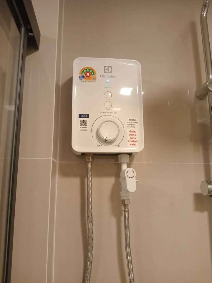 ขาย ให้เช่า FLO by Sansiri ห้องหัวมุม Rare item แบบเดียวที่เป็นระเบียงโค้ง วิวกว้างมาก วิวสวย เห็นแม่น้ำ จองเลย