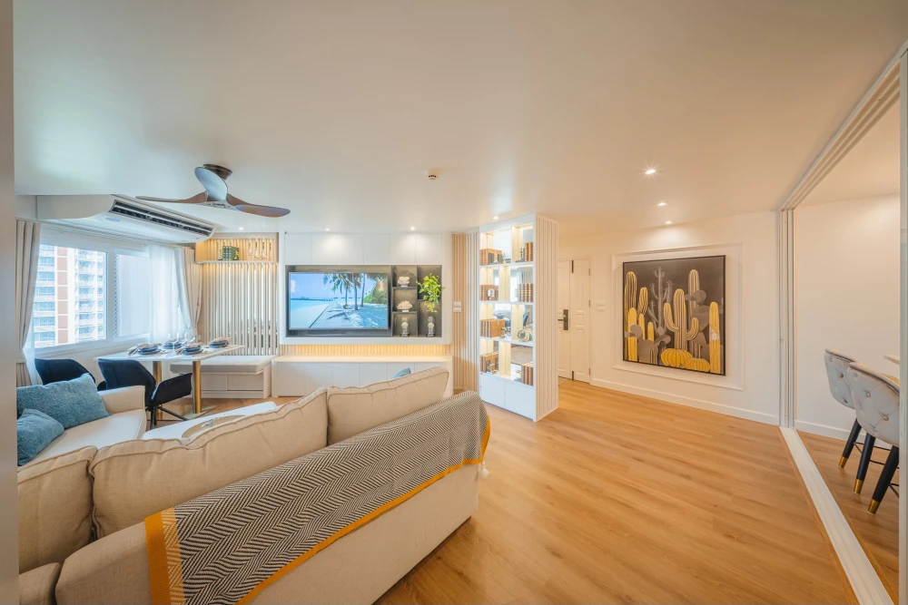 ขาย ให้เช่า Fortune Condo Town 2 ห้องตกแต่งสวยตาแต่ง บิวท์อินทั้งห้อง วิวสระว่ายน้ำ พื้นที่ใช้สอยเยอะ ห้ามพลาด